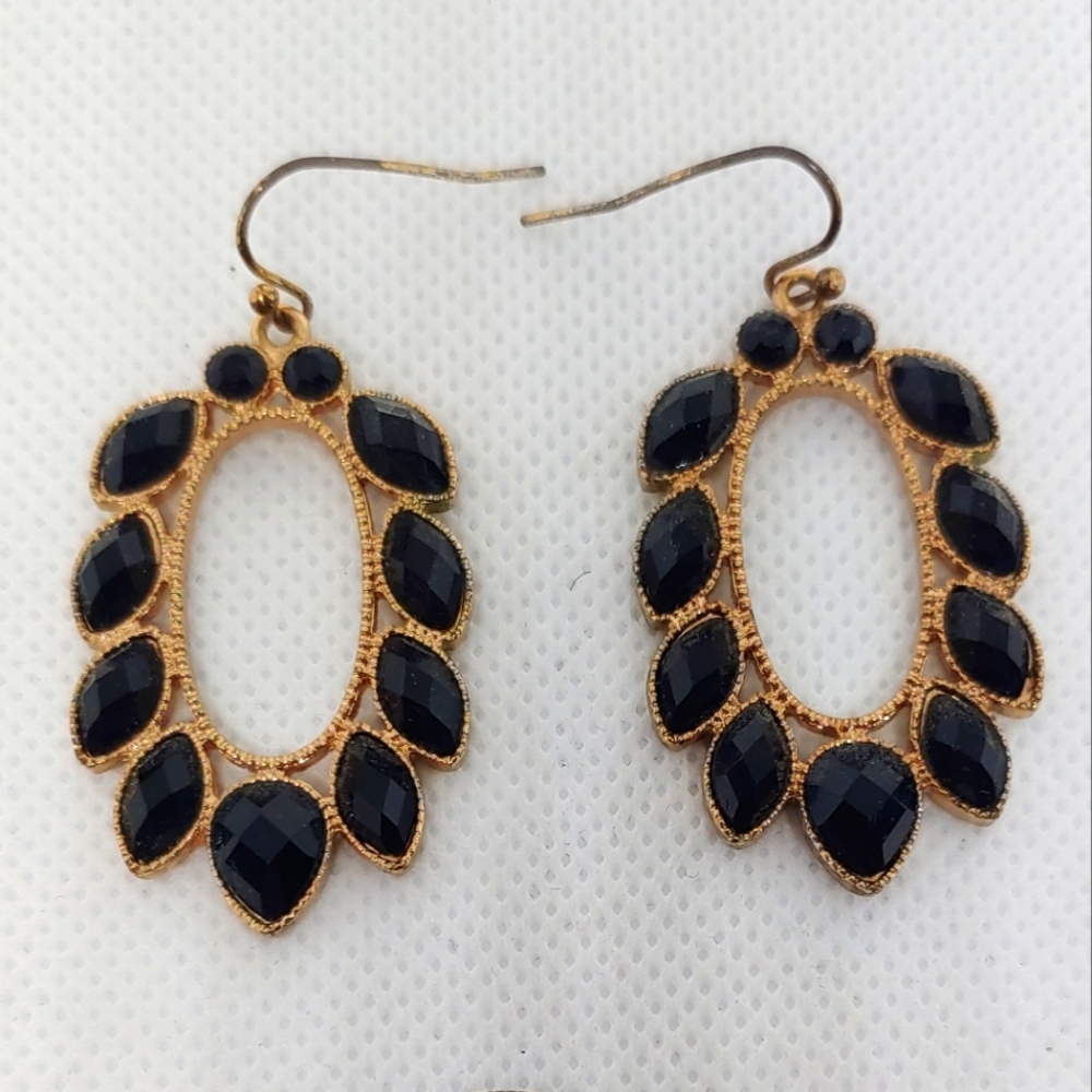 Black/gold tone drop earrings